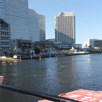 横浜で水上バスを初体験。乗船中の風景や見どころをレポート